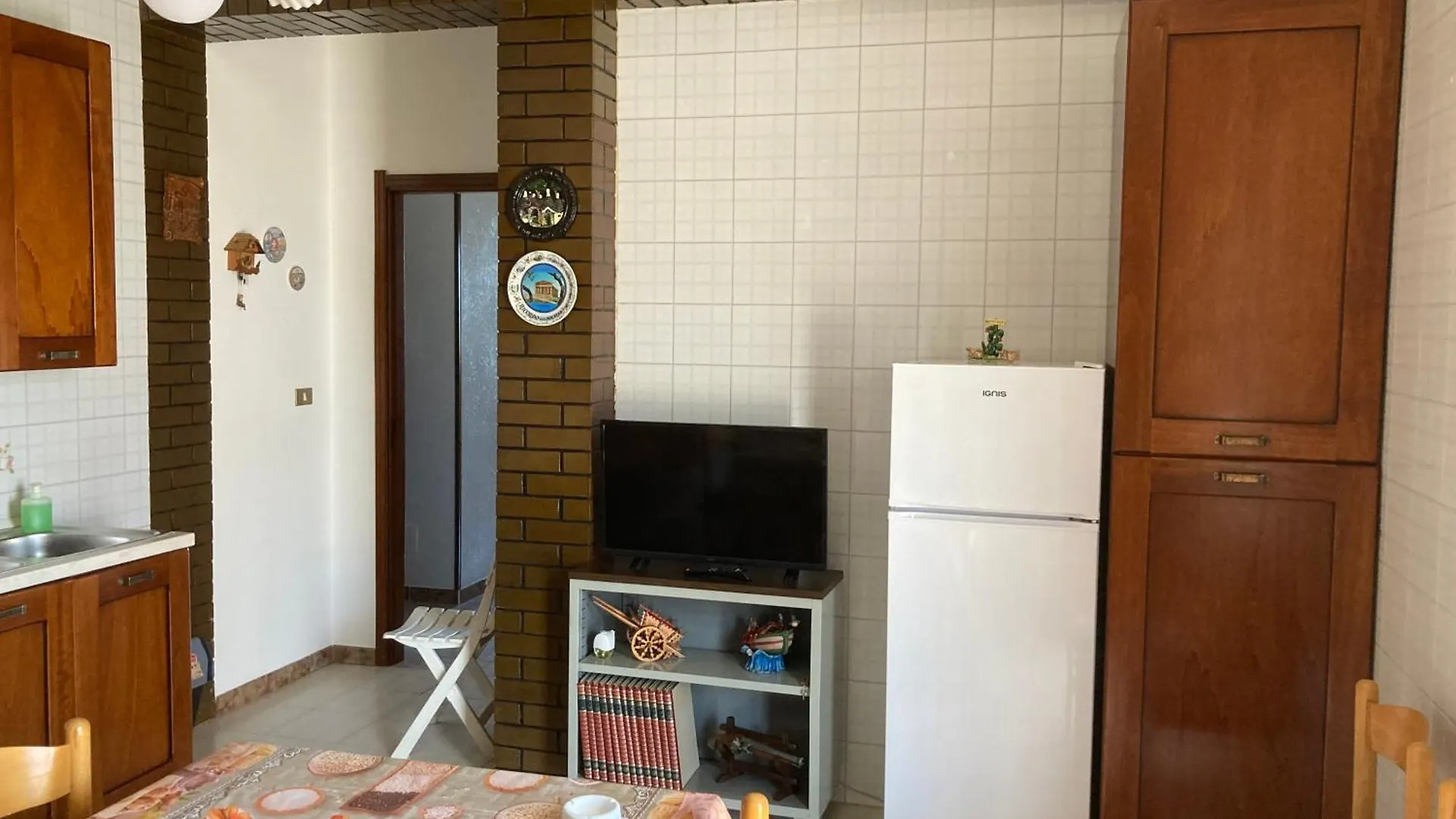 House Of Lady Apartman Carini