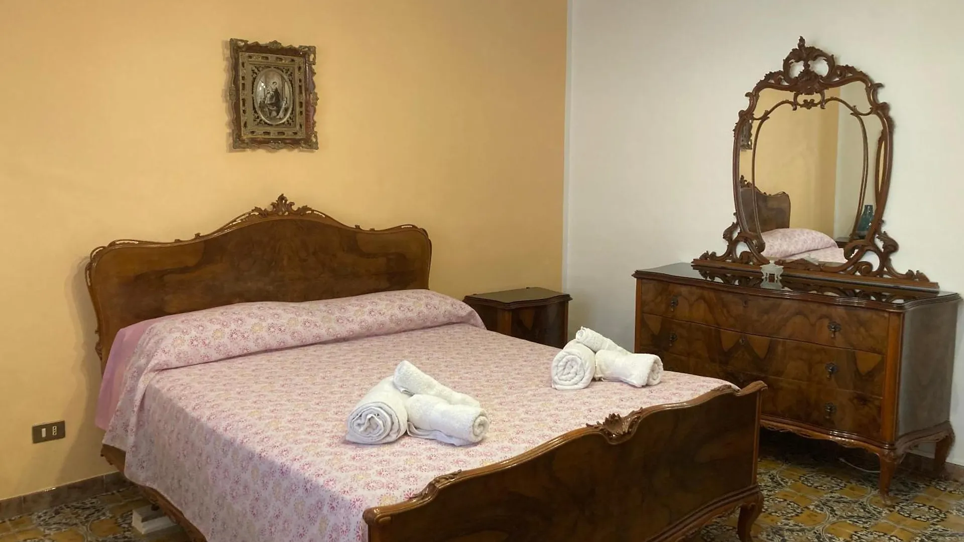 House Of Lady Apartment Carini